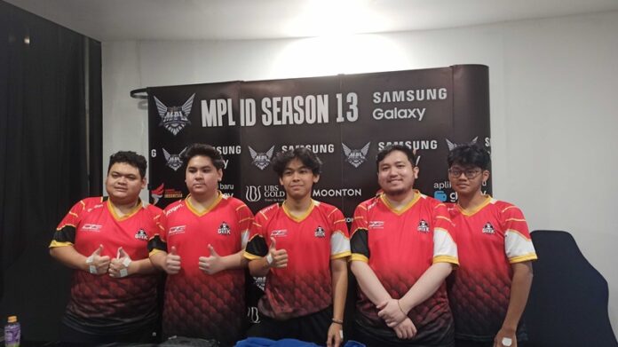 Skuad Geek Fam di MPL ID Season 13